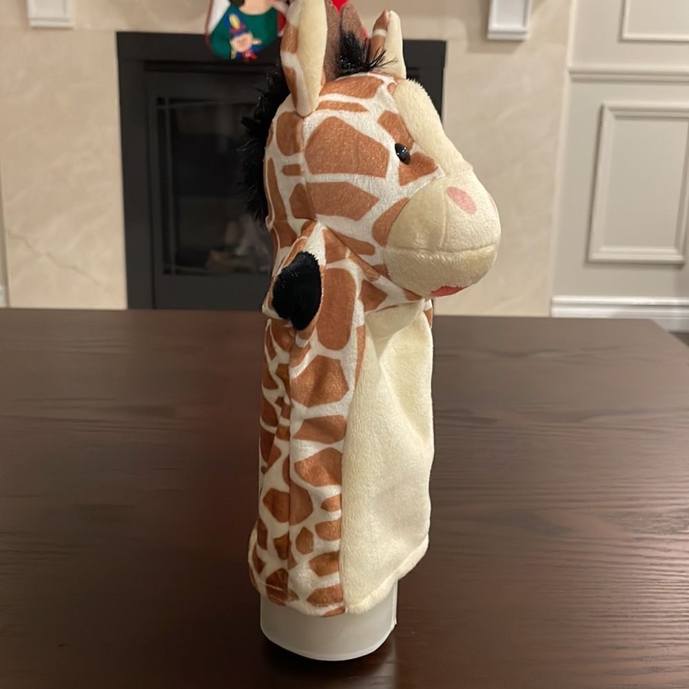 Melissa and Doug Giraffe Zoo Animal Hand Puppet Excellent Condition 10” tall - Picture 2 of 5